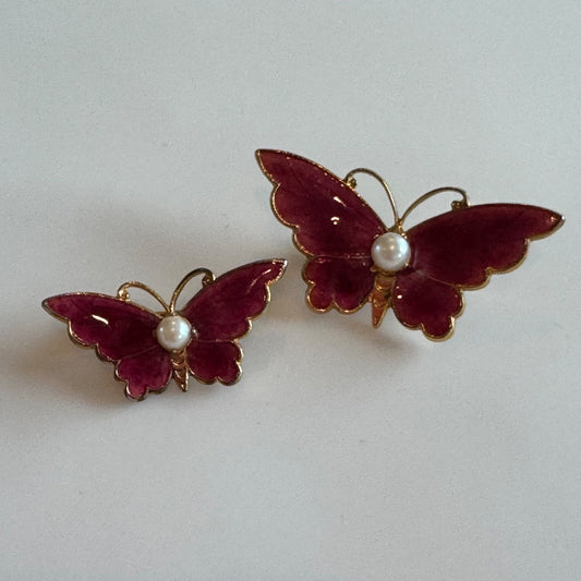 Gorgeous Pink Mauve Enamel and Pearl Butterfly Brooch Duette Pin
