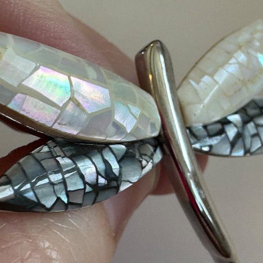 Unsigned Liz Claiborne Dragonfly Mother of Pearl Mosaic Brooch Pin Silver Tone