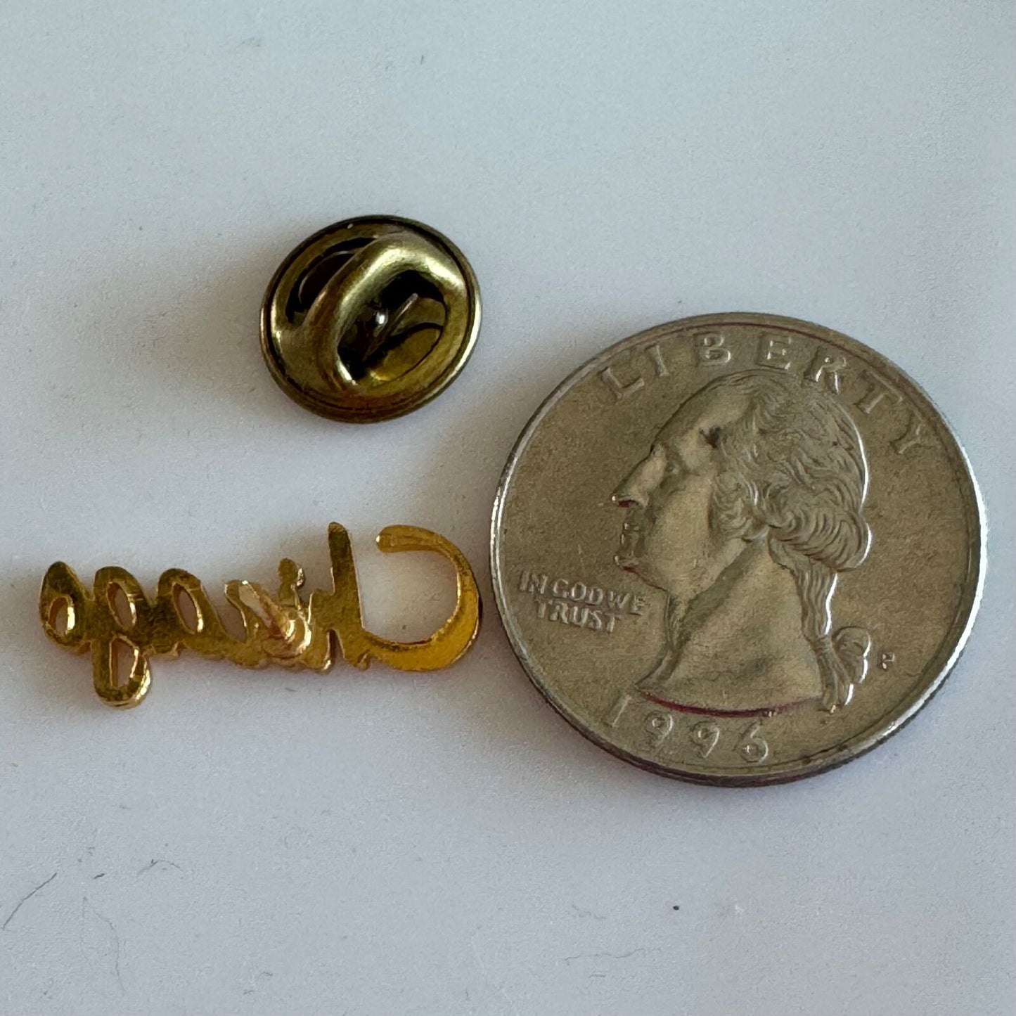 Vintage Gold Tone Chicago Illinois Lapel Pin Tie Tack