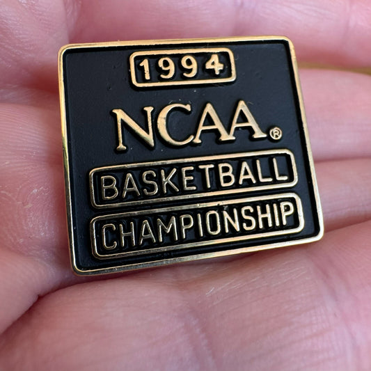 1994 NCAA Basketball Championship Lapel Pin Arkansas Duke Arizona Florida