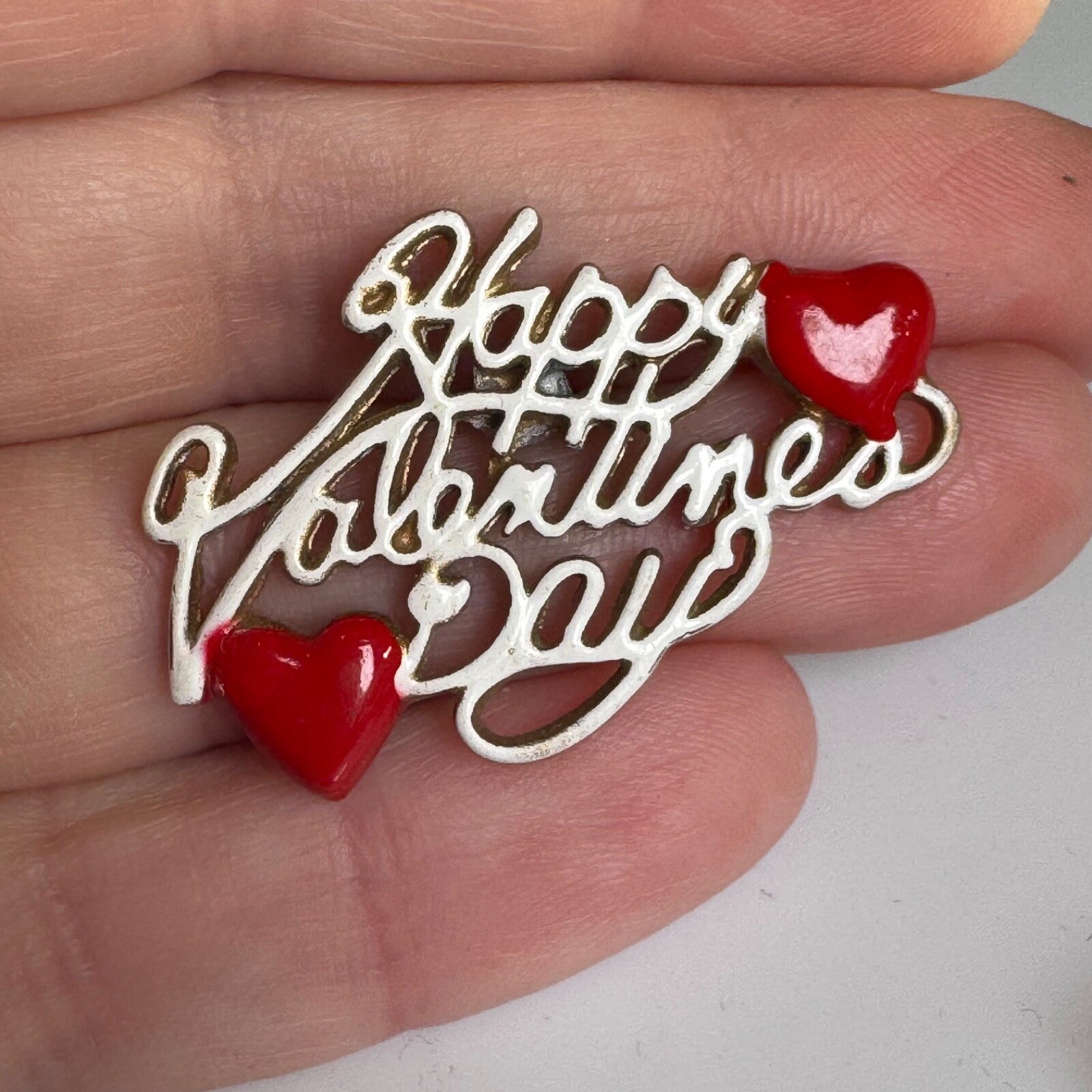 Vintage Happy Valentines Day Enamel Heart Brooch Lapel Pin White Red
