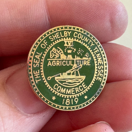 Vtg The Seal of Shelby County Tennessee Agriculture Commerce Lapel Pin Tie Tack