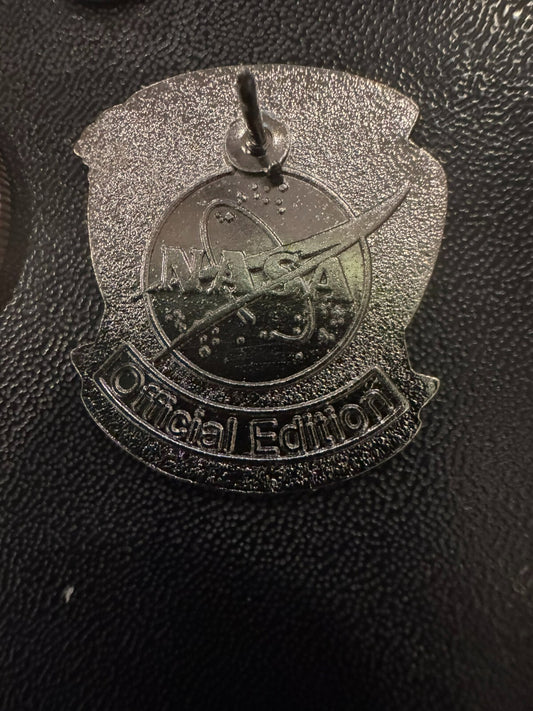 NASA Apollo 11 Pin Space Program 35th Anniversary Official Edition Astronauts