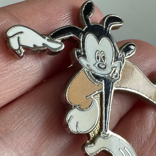 Vintage Animaniacs Yakko Lapel Pin Warner Brothers 1994