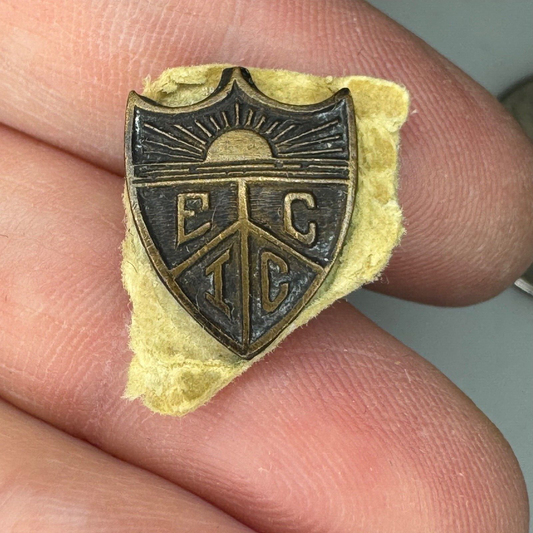 Antique EICC Crest Shield Lapel Pin Eastern Iowa Community College ?