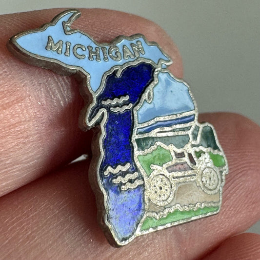 Vintage Michigan State Outline Souvenir Enamel Travel Pin Lake Superior Model T