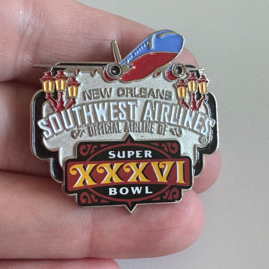Vintage Southwest Airlines Official Airline of Super Bowl XXXVI New Orleans Pin