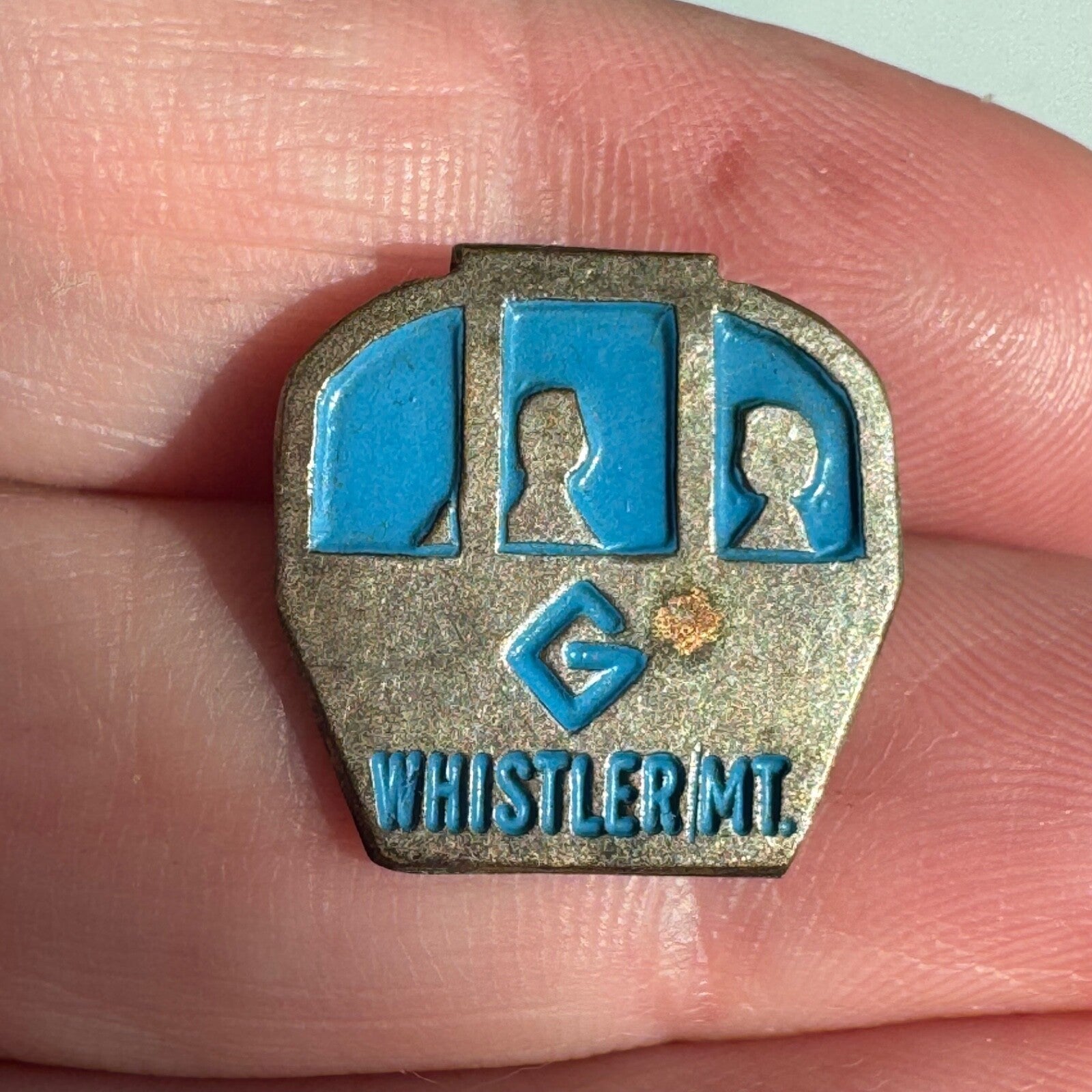 Vtg Whistler Mountain Gondola Lapel Pin Mt. Ski Skiing British Columbia Canada