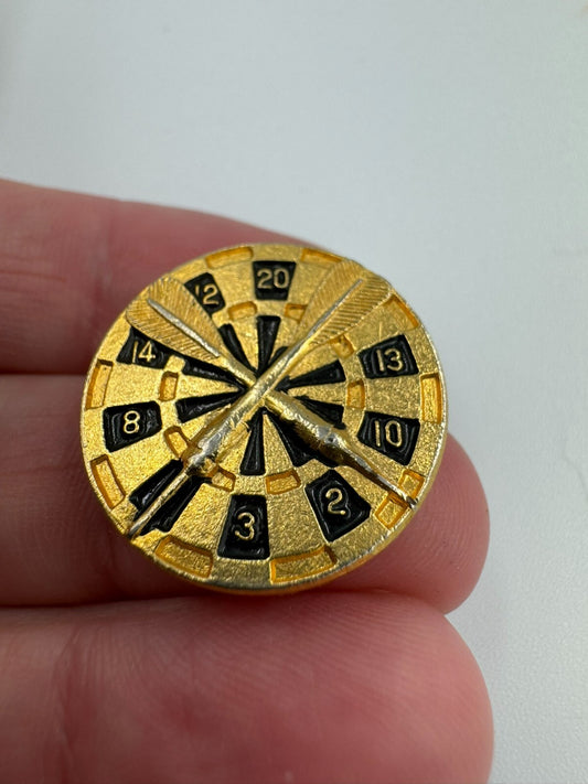 Gold Tone Dart Board Lapel Pin Badge Brooch Darts - Nice!