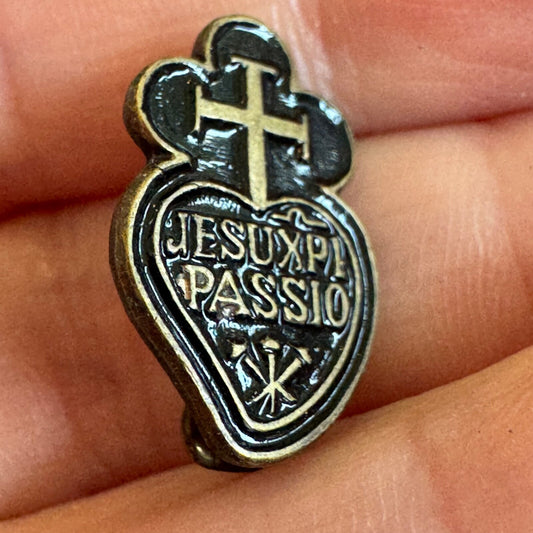 Vintage Catholic Jesu XPI Passio Passionist Heart Cross Pin