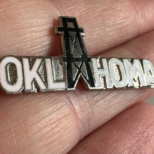 Vintage Oklahoma Oil Rig Derrick Souvenir Tourist Lapel Pin