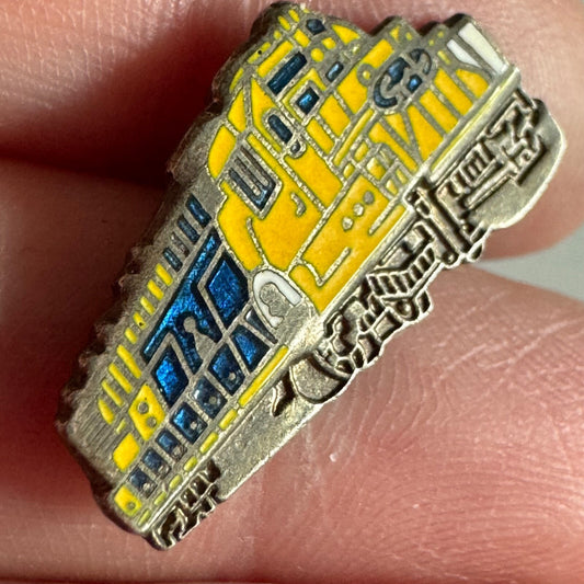 Vintage Santa Fe Locomotive Lapel Pin Tain