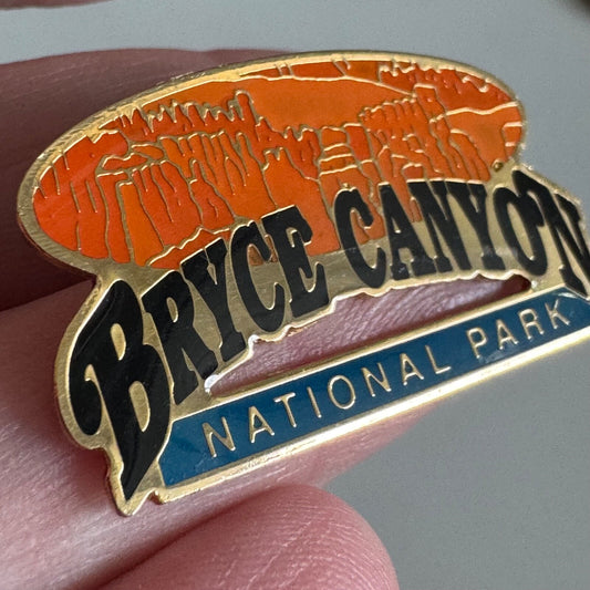 Vintage Bryce Canyon National Park Lapel Pin – Utah, USA