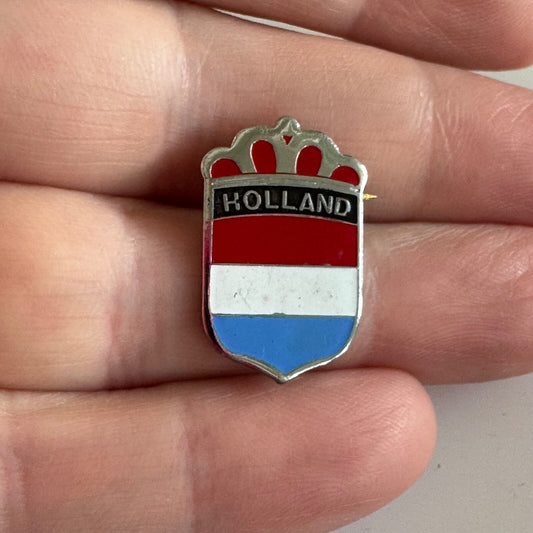 Vintage Holland Souvenir Tourist Lapel Pin Flag Themed