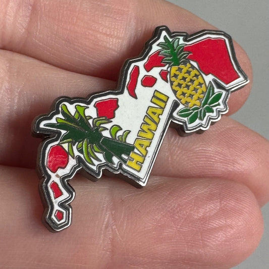 Hawaii Souvenir Pin – Island Map with Pineapple and Palm Tree