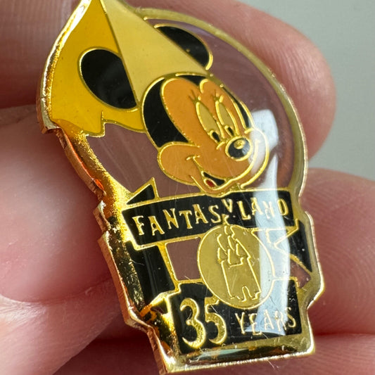Vintage Fantasyland 35 Years Anniversary Lapel Pin Princess Minnie Mouse