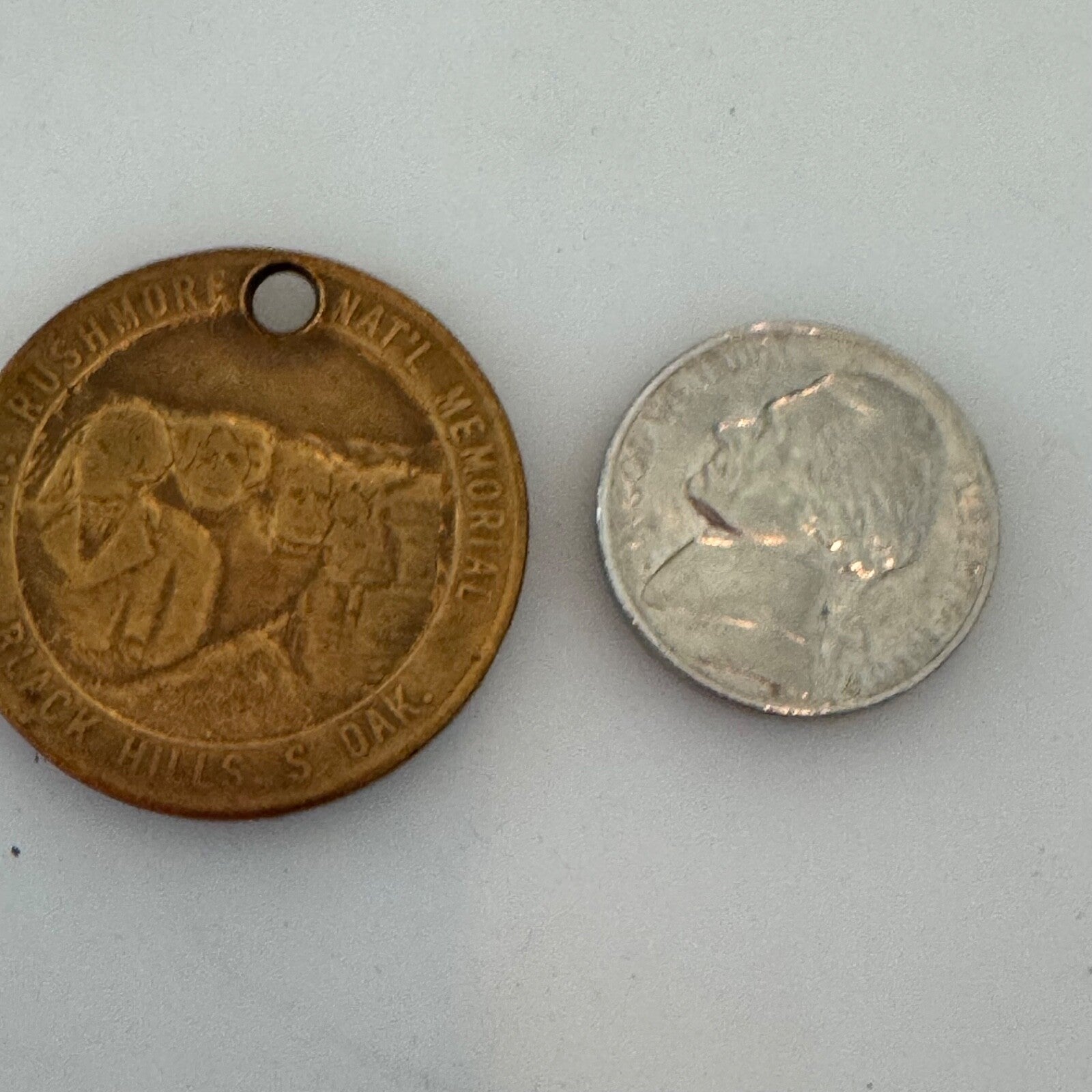 Mt Rushmore National Memorial Black Hills Dedication Medal Token Coin Fob