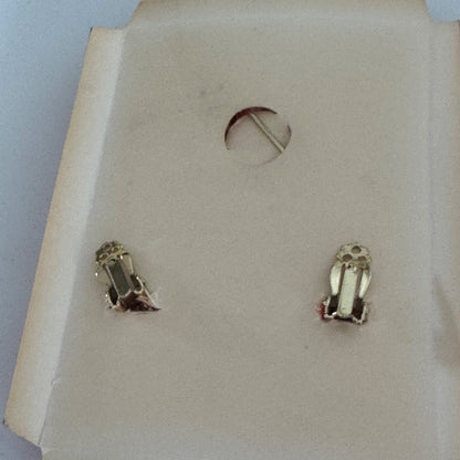 Vintage Gold Tone Flower Brooch with Matching Clip-on Earrings 