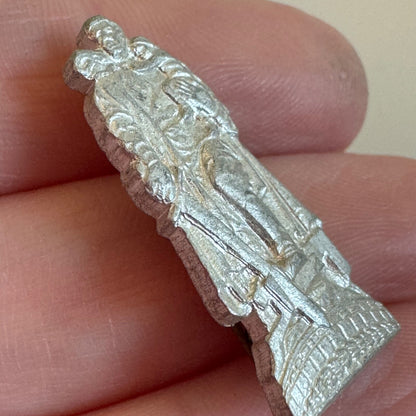 Vintage Soviet War Memorial Treptower Park Berlin East Germany Soldier Pin Badge