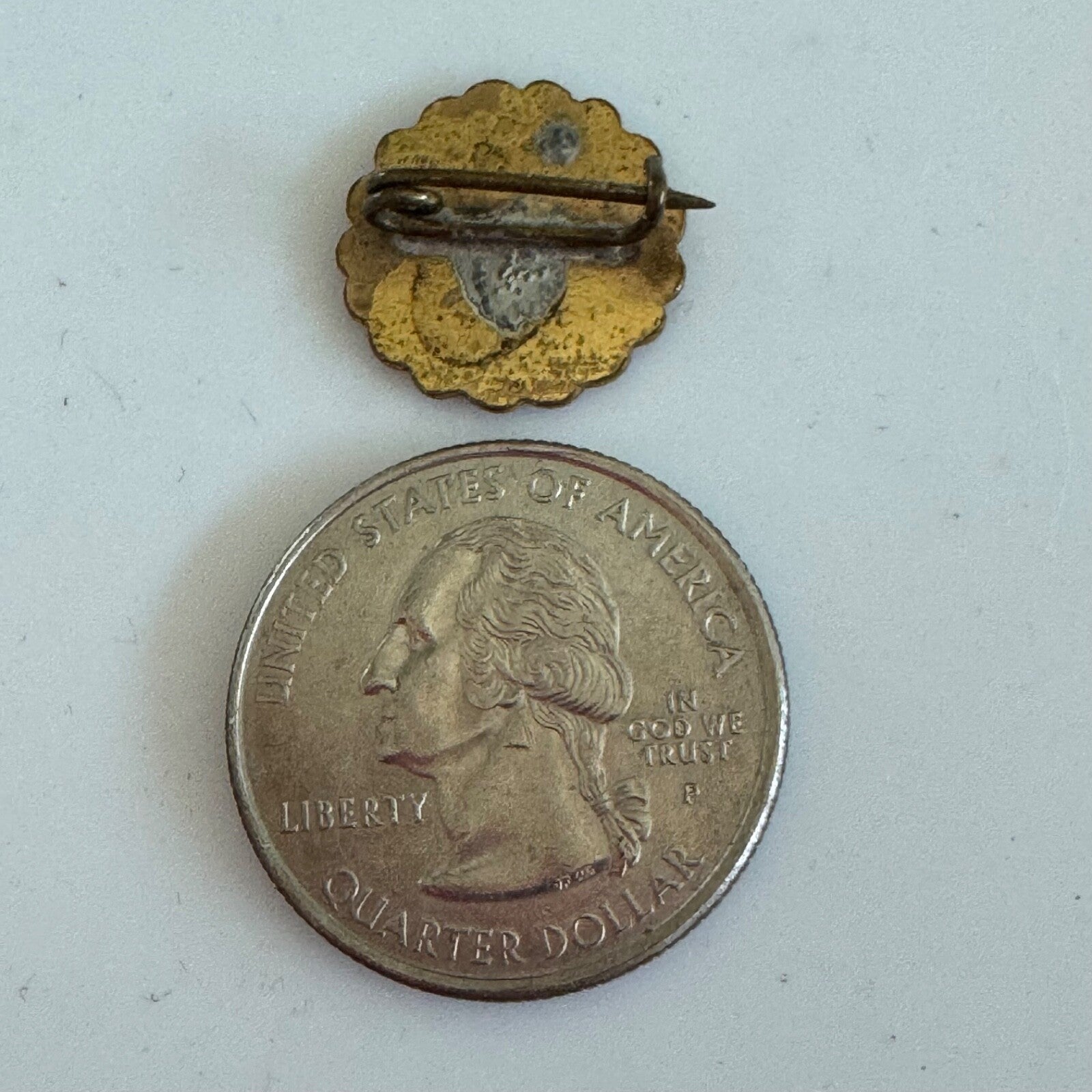 Vintage Betsy Ross House Lapel Pin – Philadelphia, Pennsylvania