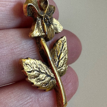 Vintage Gold Tone Camco Flower Pin Brooch Iris ?