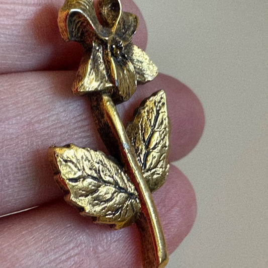 Vintage Gold Tone Camco Flower Pin Brooch Iris ?