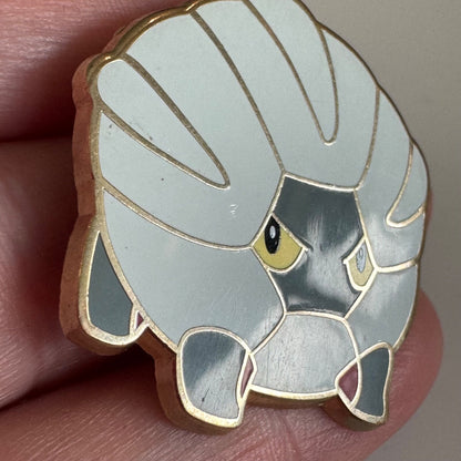 2018 Shelgon Official Pokemon Lapel Pin E18 