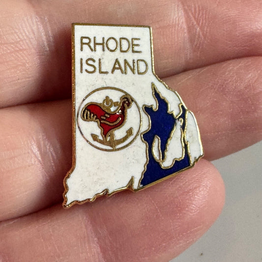 Vintage Rhode Island Souvenir Tourist Lapel Pin Red Rooster State Shaped
