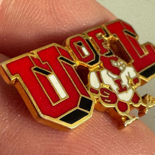 University of Louisville Cardinals Lapel Pin Enamel 1980s 1990s