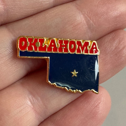 Vintage Oklahoma Souvenir Tourist Lapel Pin
