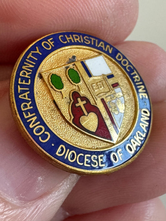 Vintage Confraternity of Christian Doctrine Diocese of Oakland Pin Blue