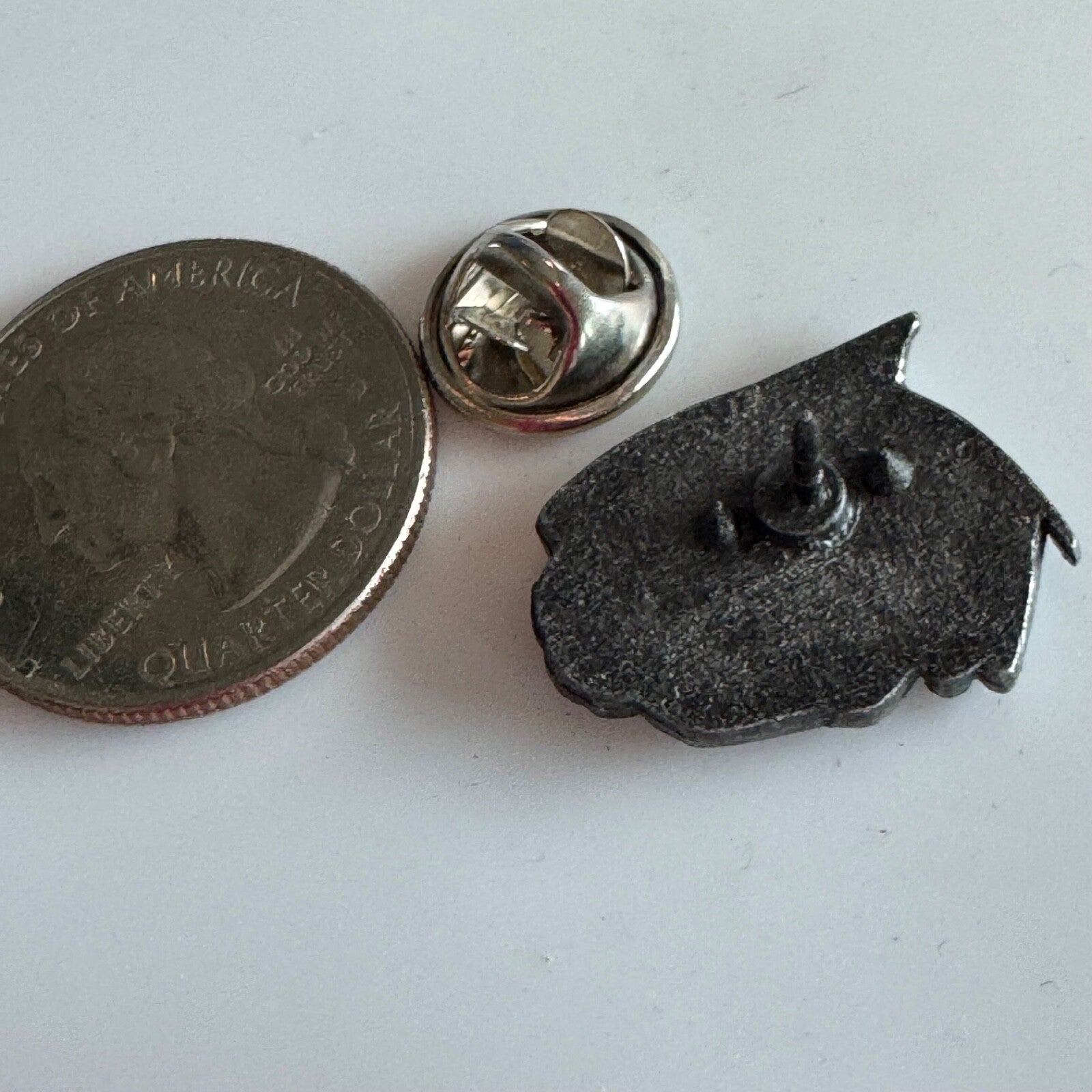 Vintage 2000 Fraser River Lodge Pewter Lapel Pin Fish Vancouver British Columbia