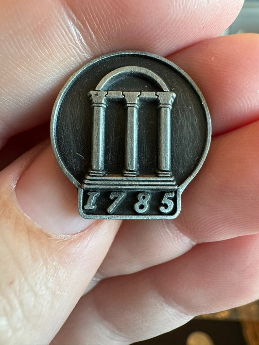 University of Georgia Pewter Color Lapel Pin Arch 1785 Bulldogs UGA