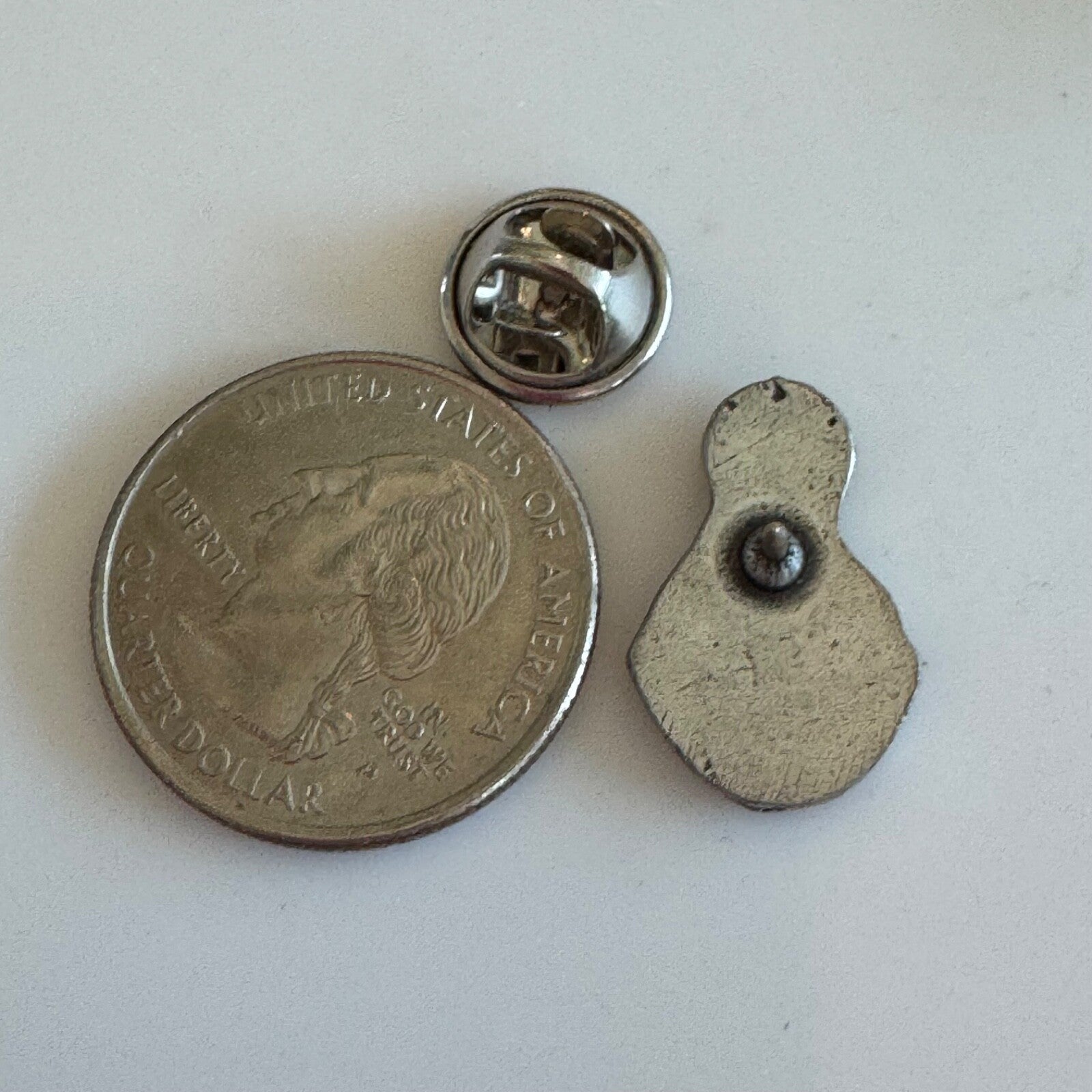 Vintage Sacred Heart of Jesus Silver Tone Catholic Pin