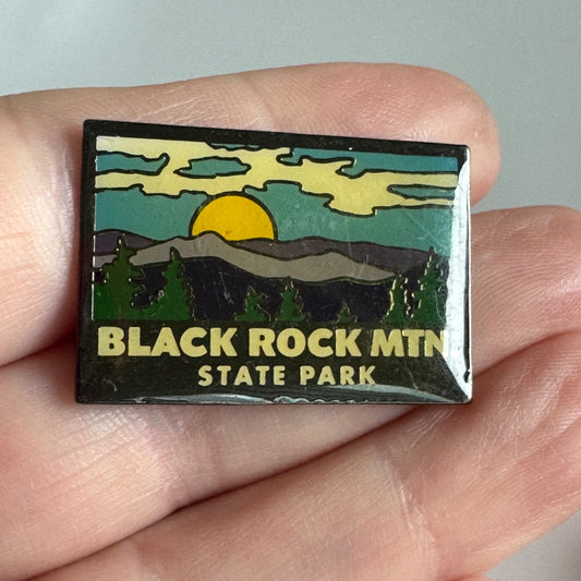 Vintage Black Rock Mountain Georgia GA State Park Lapel Pin Mtn