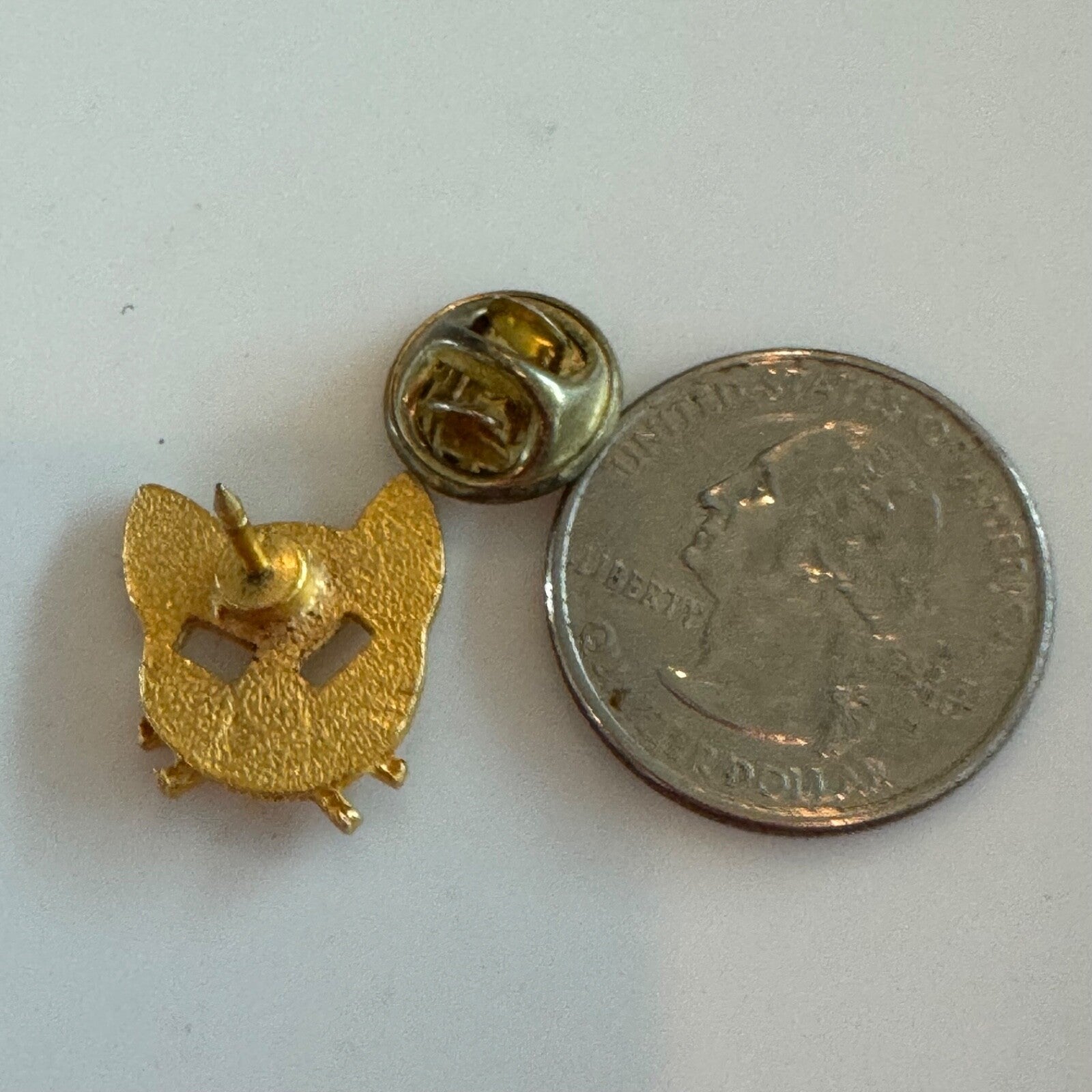 Vintage Cat Face Gold Tone Scatter Pin Tie Tack