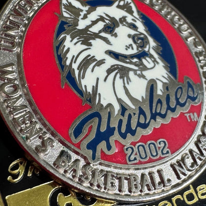UConn Huskies 2002 NCAA Women’s Basketball Champions Pin Peter David Rare