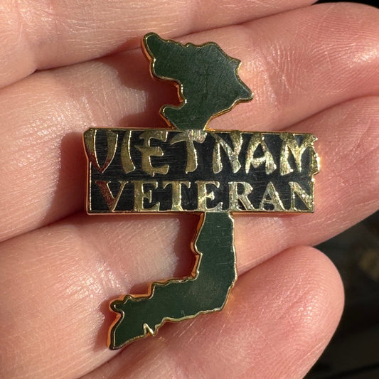 Vintage Vietnam Veteran Enamel Lapel Pin