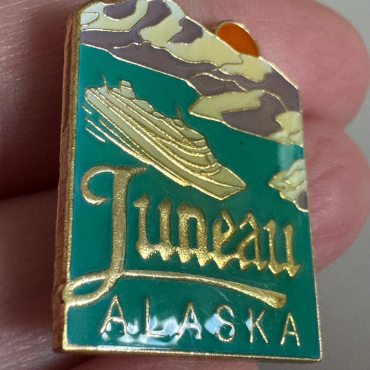 Juneau Alaska Cruise Ship Souvenir Lapel Pin – Juneau, AK, USA