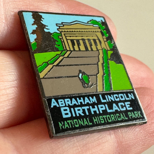 Abraham Lincoln Birthplace National Historical Park Souvenir Lapel Pin