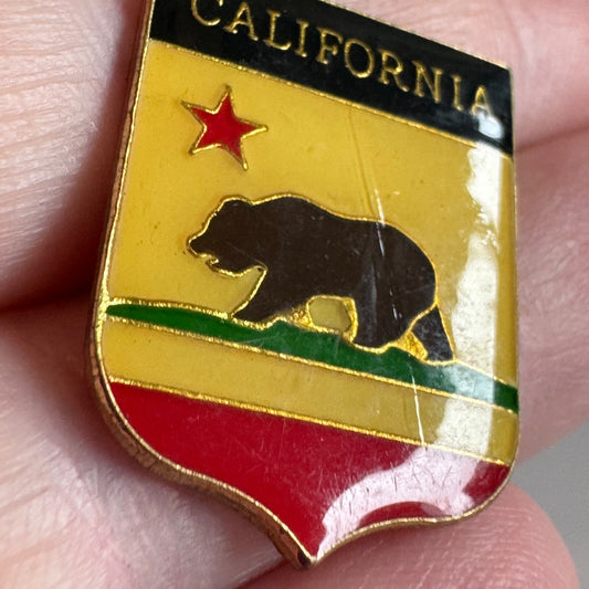 Vintage California Flag Themed Shield Crest Souvenir Tourist Lapel Pin