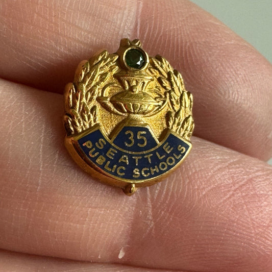 Vtg Seattle Public Schools 35 Year Service Lapel Pin Green Stone Tie Tack RARE
