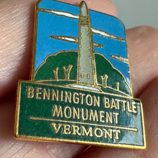 Bennington Battle Monument Vermont Souvenir Tourist Lapel Pin VT Rare