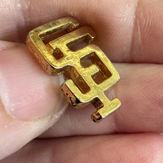 Vintage San Francisco Giants Cap Insignia Gold SF Logo Pin Taiwan