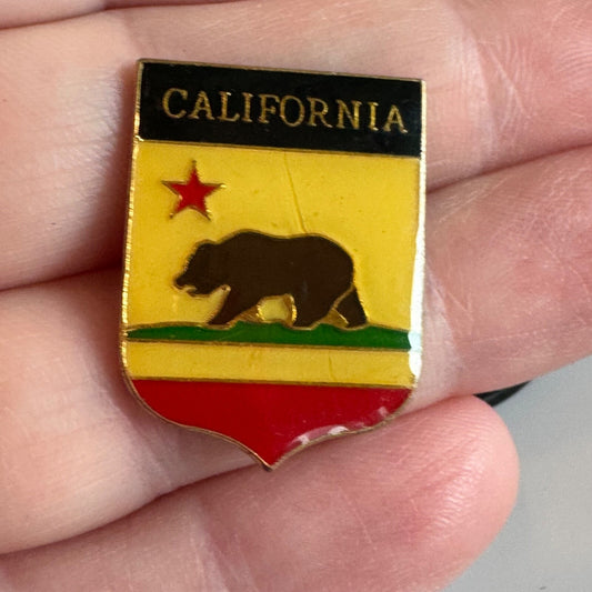 Vintage California Flag Themed Shield Crest Souvenir Tourist Lapel Pin