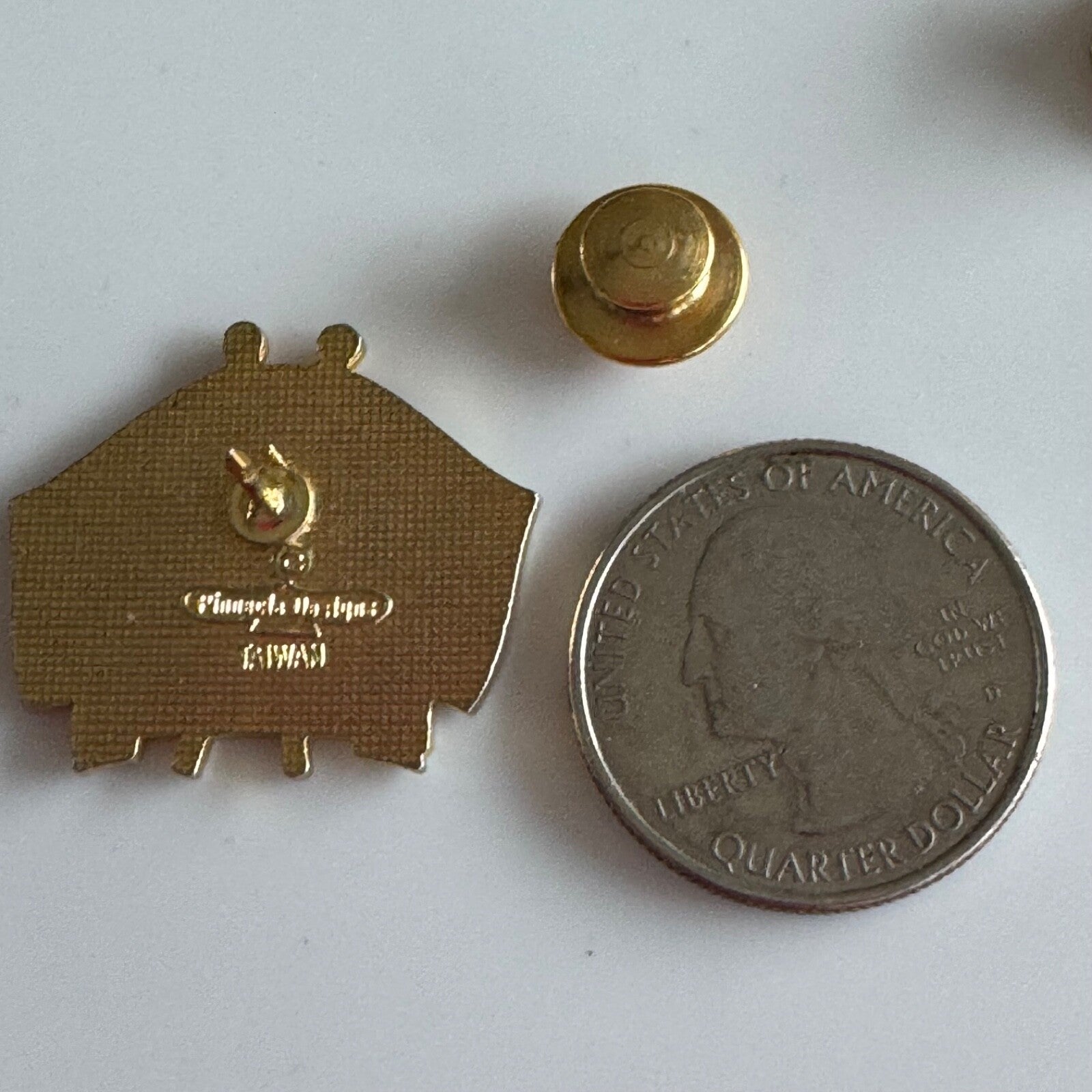 Vintage Glasnost USA USSR Flag Friendship Lapel Pin American United States US