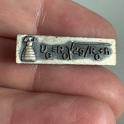 VINTAGE ROCKETDYNE APOLLO SATURN V ENGINE Escape Gravity Equation Lapel Pin