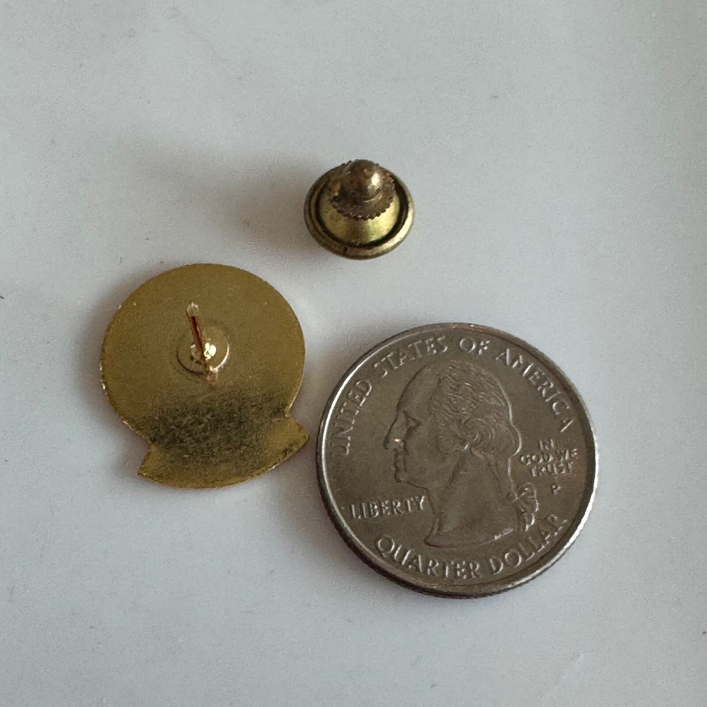 Jefferson County Chamber Steubenville OH Gold Enamel Pin 