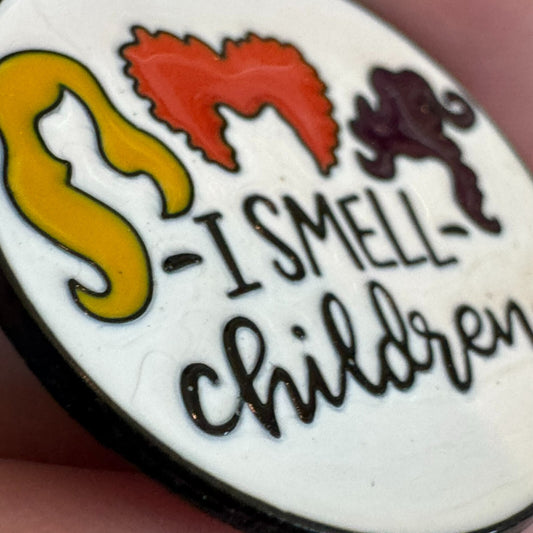 I Smell Children Hocus Pocus Lapel Pin