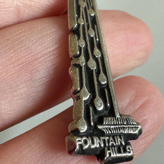 Vintage Fountain Hills Arizona Large Fountain Landmark Pin
